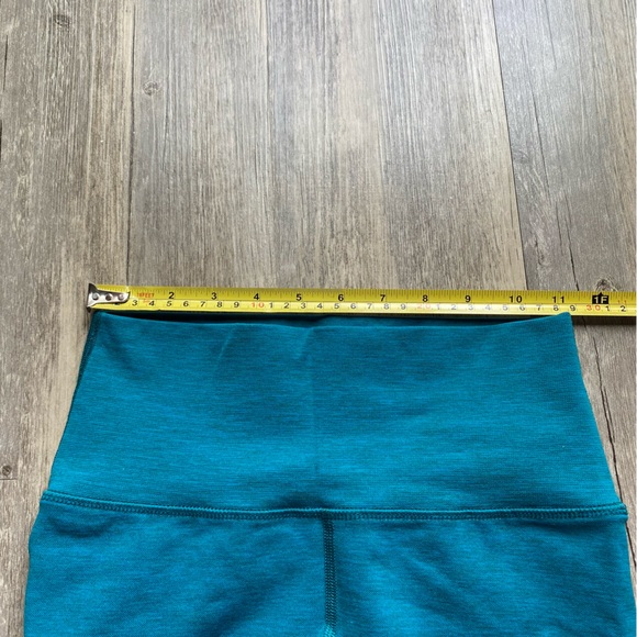 Turquoise Alphalete Leggings - Picture 2 of 9